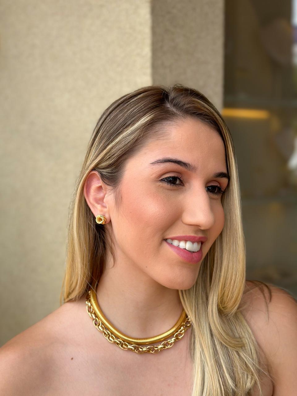 Brinco Entrelaçado Liso Dourado P