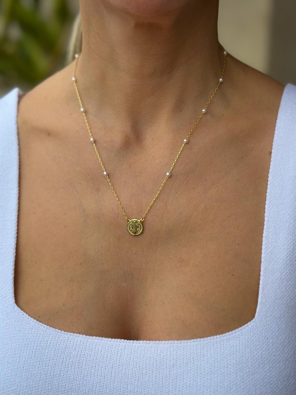 Colar Pérola São Bento Religioso - Banho a Ouro 18k